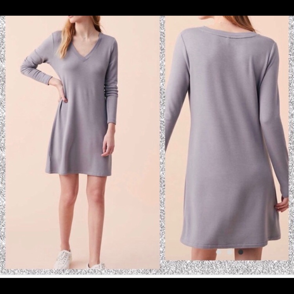 Lou & Grey Signature Soft V-neck Dress